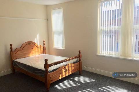 1 bedroom in a house share to rent, Summerfield Crescent, Birmingham, B16
