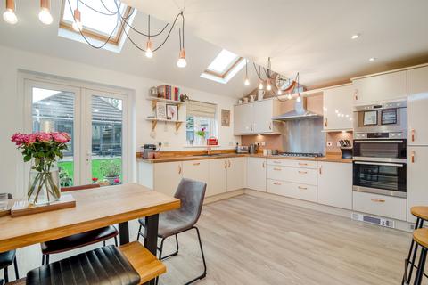 5 bedroom detached house for sale, Merton Green, Caerwent, Caldicot