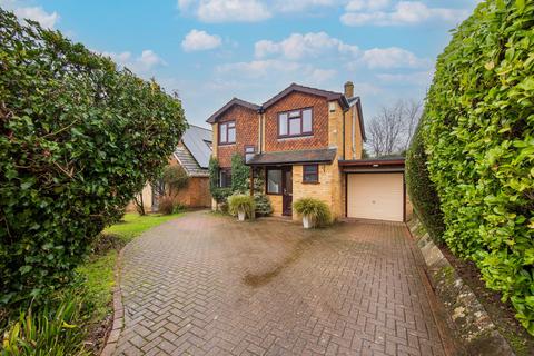 4 bedroom detached house for sale, Farnham Lane, Langton Green
