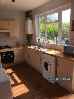 1 bedroom in a house share to rent, Queens Road, Beeston, Nottingham, NG9