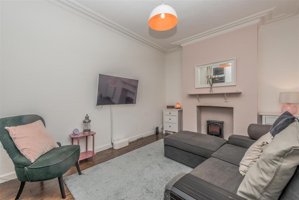 Living Room: