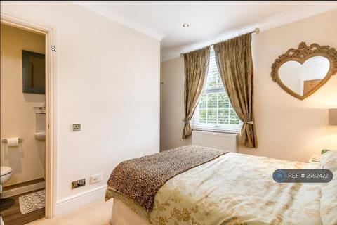 4 bedroom semi-detached house to rent, Newbury Road, Bromley, BR2