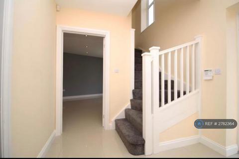 undefined, Fifth Avenue, Bristol, BS7