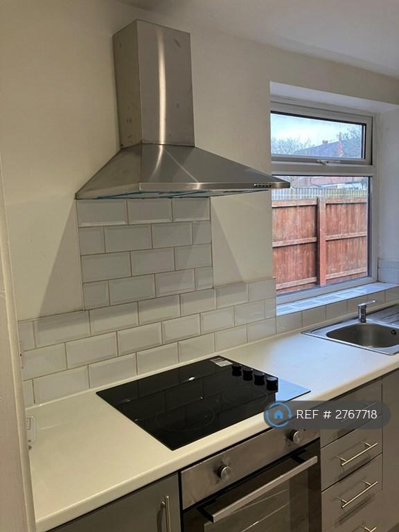 Kitchen 4