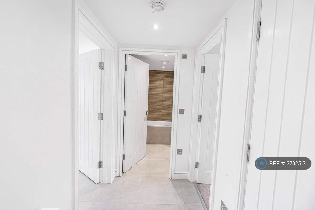 Main Corridor