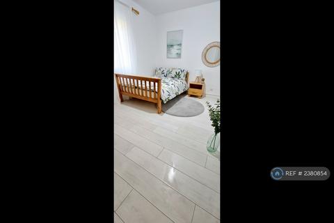 undefined, Reardon House, London, E1W