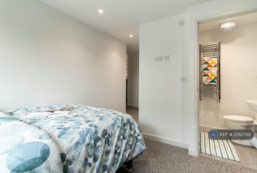 Private Ensuite