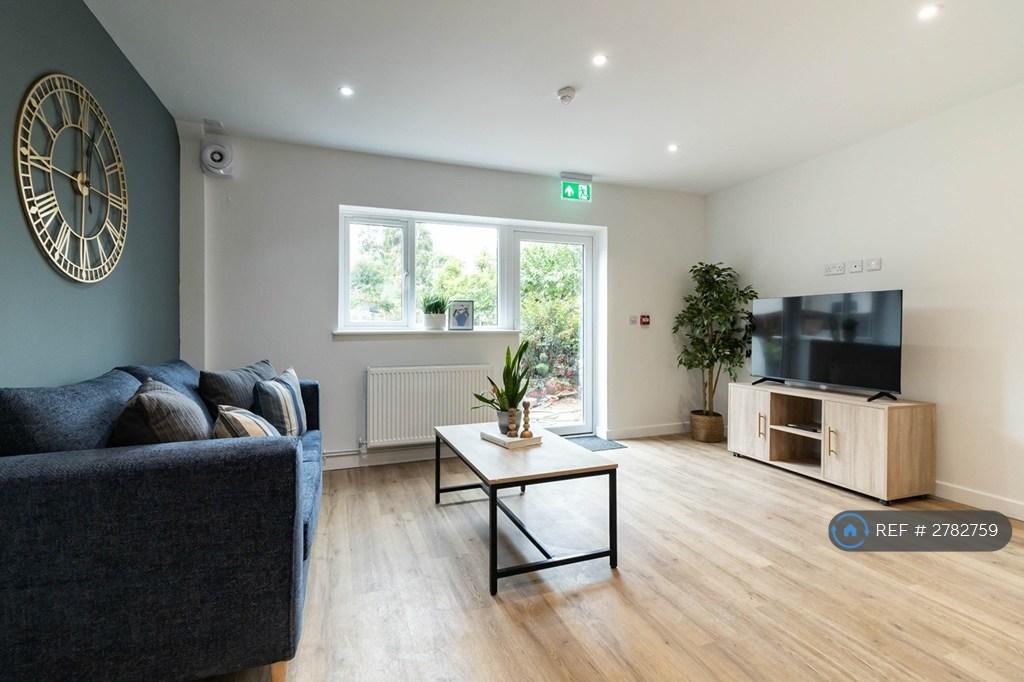 Comfortable Lounge Area
