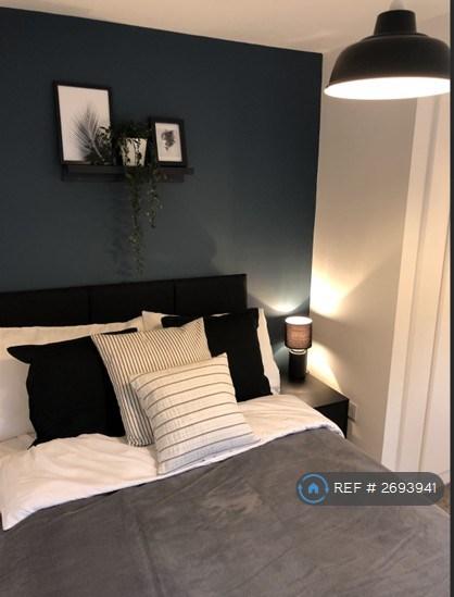 97 Abbey Street- Room 2- £625 Pcm