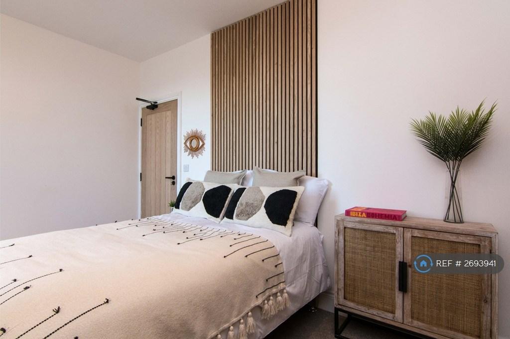 14 Market Street Bedroom