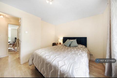 1 bedroom flat to rent, Stott Close, London, SW18