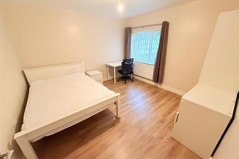undefined, Hawton Crescent, Nottingham NG8