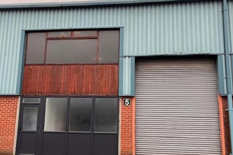Industrial unit to rent, Moseley St Burton On Trent DE14 1DR
