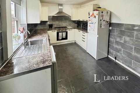 3 bedroom semi-detached house for sale, Kingsway, Forest Town, Mansfield