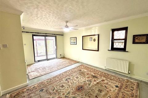 undefined, Village Close, Sherington, Newport Pagnell