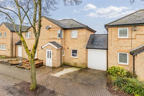 4 bedroom semi-detached house for sale, Quantock Crescent, Milton Keynes MK4