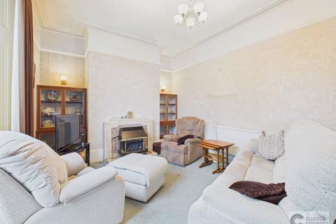 4 bedroom end of terrace house for sale, St. Leonards Road, Newton Abbot