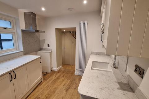 undefined, Victoria Terrace, Llansantffraid