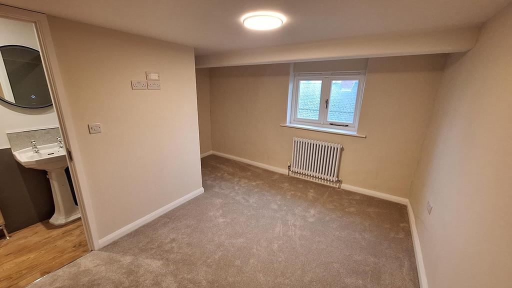 Bedroom 2 - Second floor