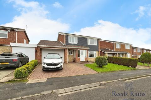 4 bedroom detached house for sale, Madeira Close, Tyne and Wear NE5