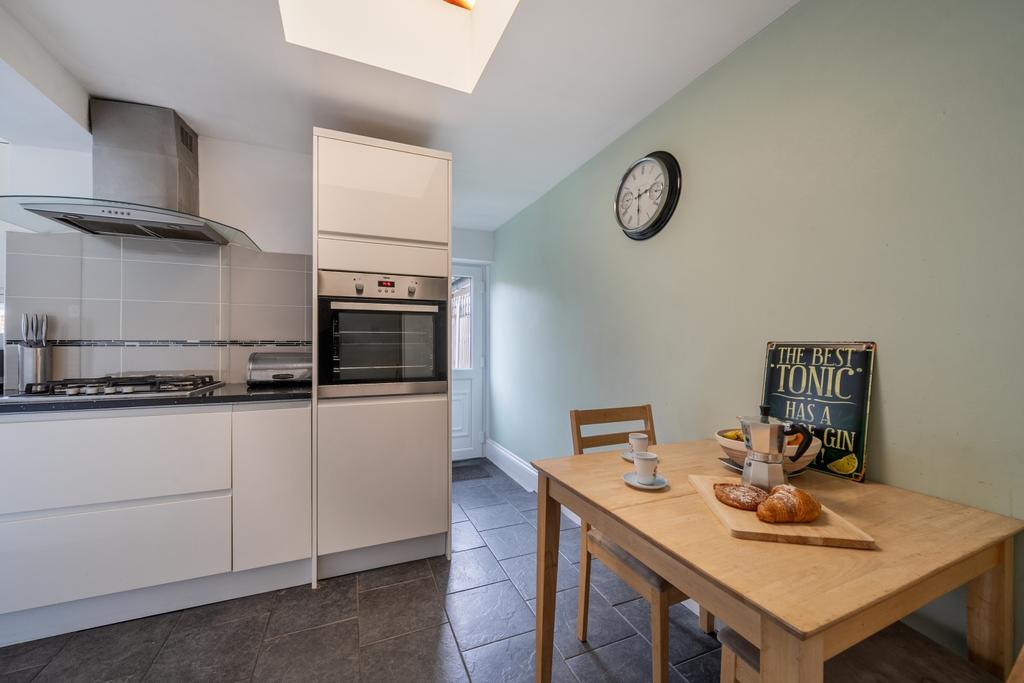 Kitchen 2