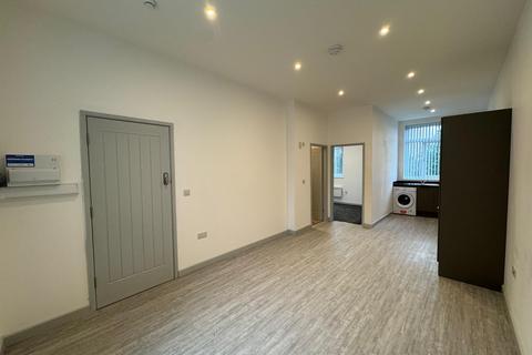 1 bedroom apartment to rent, Flat 2A, Huddersfield Road, Oldham, Lancashire, OL4
