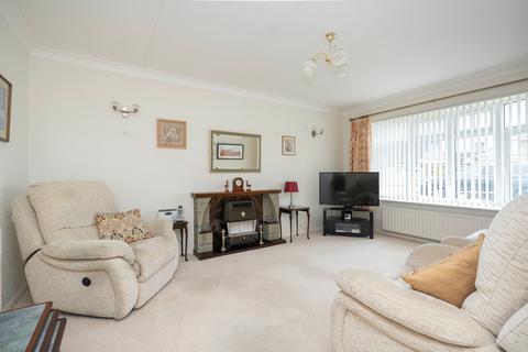 2 bedroom detached bungalow for sale, Greenwood Drive, Boston, PE21