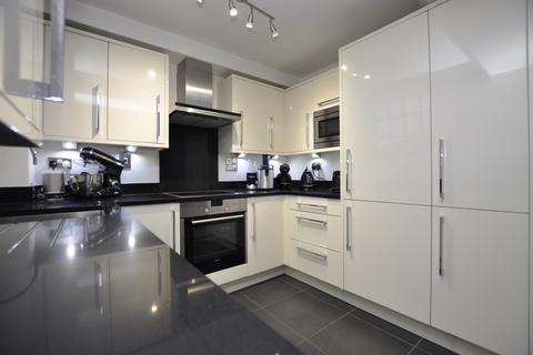 2 bedroom flat for sale, Old Moulsham, Chelmsford CM2