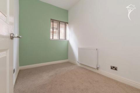 2 bedroom flat to rent, Woodstock Rd, Moseley,B13 9BN