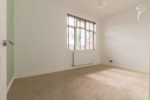 2 bedroom flat to rent, Woodstock Rd, Moseley,B13 9BN