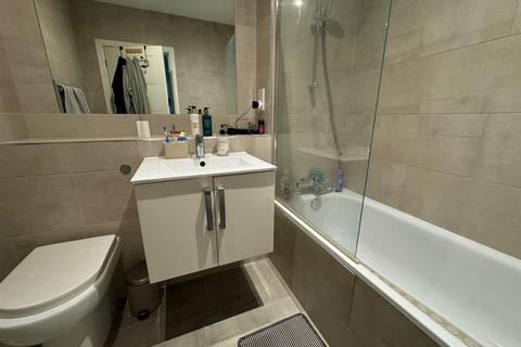 undefined, Heron Drive, Slough