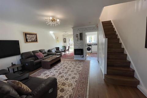 undefined, Cookham Close, Southall