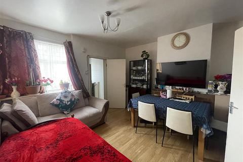 undefined, Livingstone Road, Southall