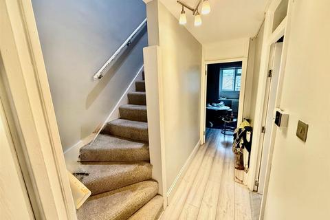 2 bedroom apartment for sale, Whittle Close, Southall