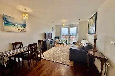 2 bedroom apartment for sale, Salisbury Road, Southall