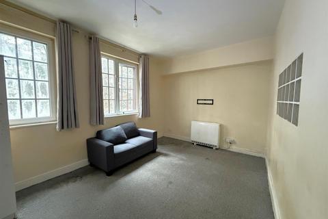 2 bedroom apartment for sale, Comer Crescent, Southall