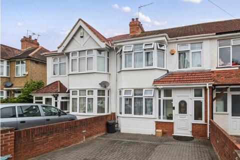Grosvenor Crescent, Uxbridge