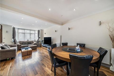 undefined, Grosvenor Crescent, Uxbridge
