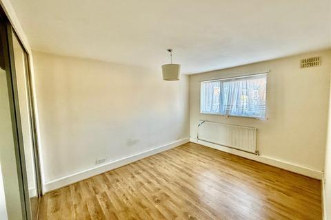 2 bedroom apartment for sale, September Court, 1 Dormers Wells Lane, Southall