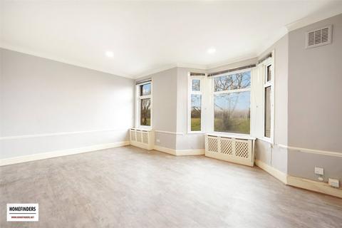 undefined, Forest Drive, London, E12