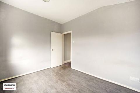 undefined, Forest Drive, London, E12