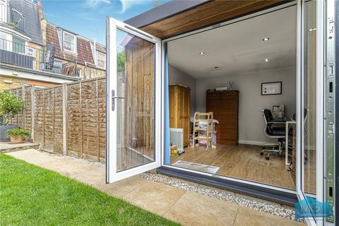 2 bedroom apartment for sale, Denton Road, Crouch End, London, N8