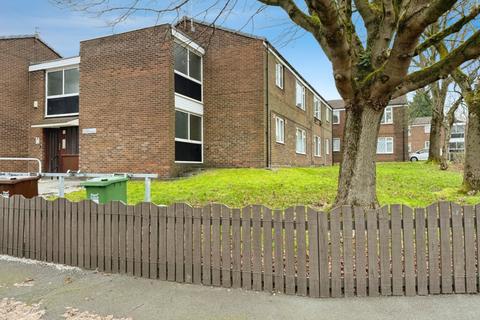 2 bedroom flat for sale, Carisbrooke Road, Leigh