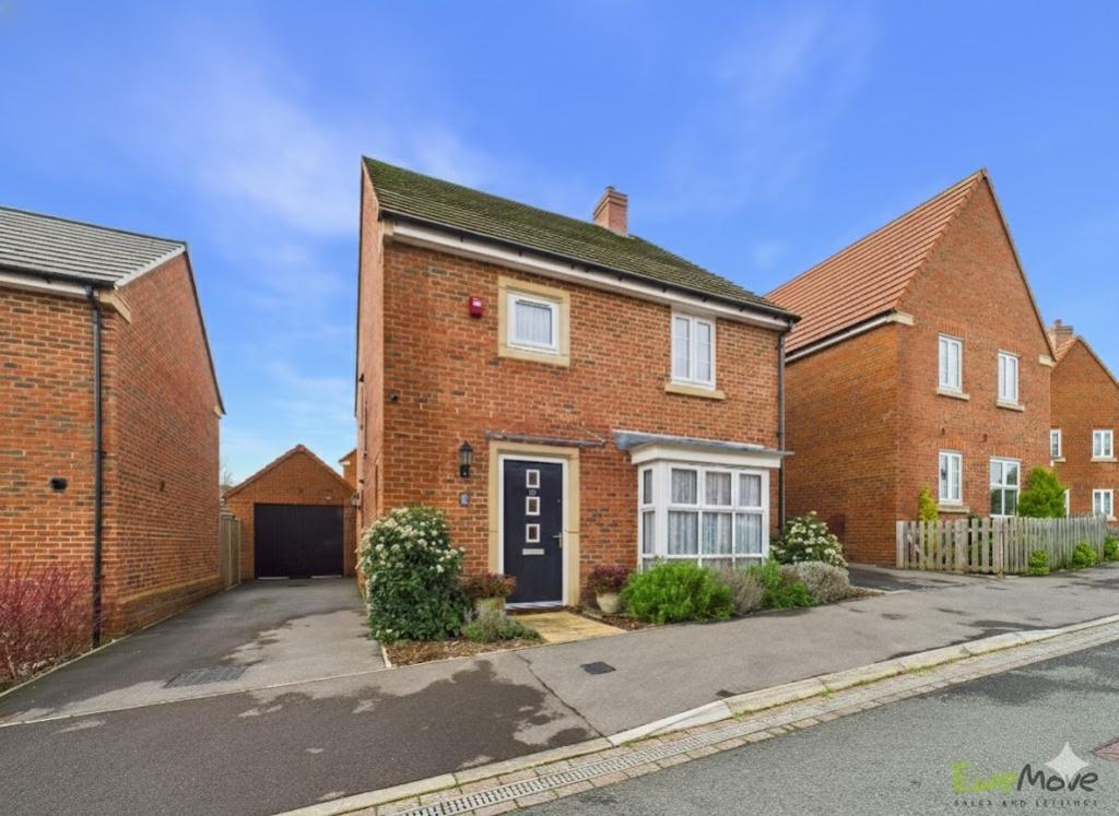 Ewe Move Basingstoke Estate Agents - Tubb Way - Fro