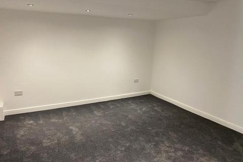undefined, Flat 2B, Huddersfield Road, Oldham, Lancashire, OL4