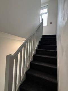 1 bedroom apartment to rent, Flat 2B, Huddersfield Road, Oldham, Lancashire, OL4