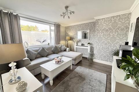 3 bedroom terraced house for sale, Douglas Close, Poole BH16