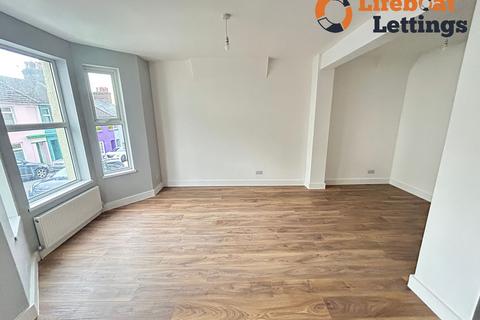 4 bedroom terraced house to rent, Folkestone CT20
