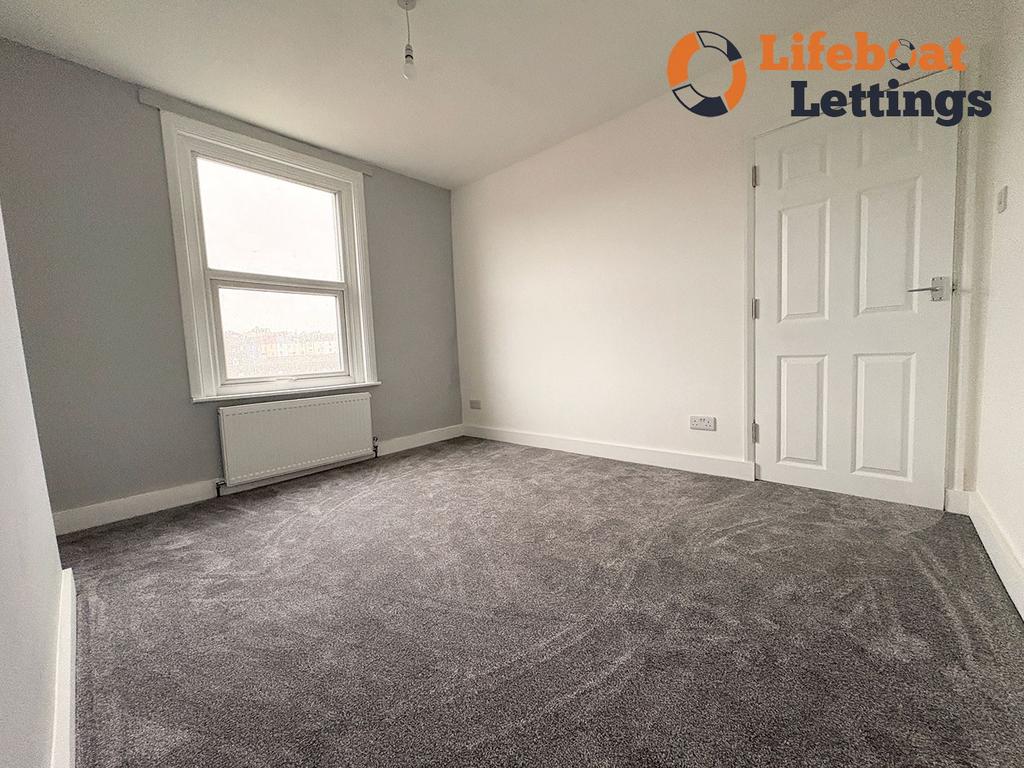 Bedroom 1a