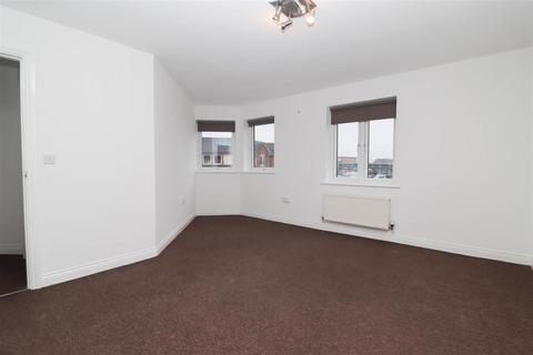 2 bedroom flat to rent, Edgefield, West Allotment, Newcastle Upon Tyne